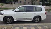 Toyota Land Cruiser 2015 White for sale