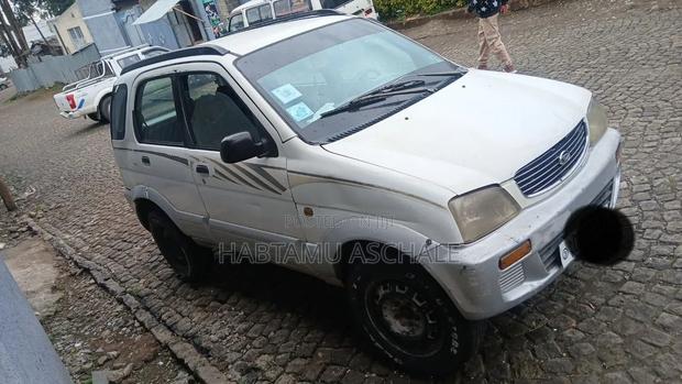 Daihatsu Terios 1999 Silver