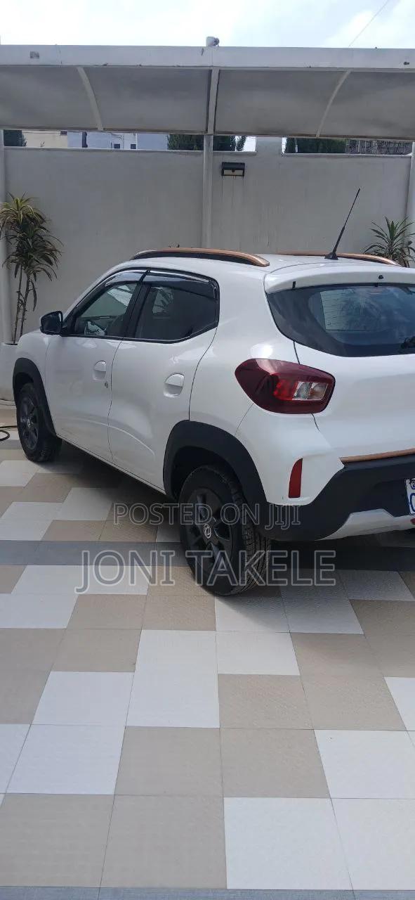 Dongfeng Nammi Box 2024 White