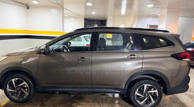 Toyota Rush 2019 Brown