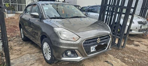 Suzuki Dzire 2023 Gray