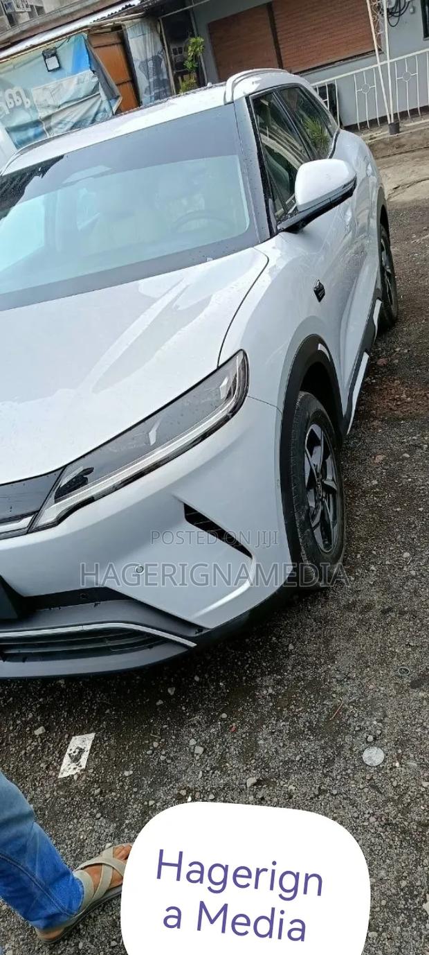 BYD Yuan Up 2025 Ivory