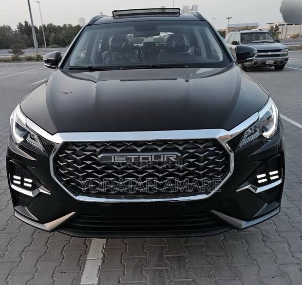 Jetour X70 1.5 7-Seater FWD 2022 Black