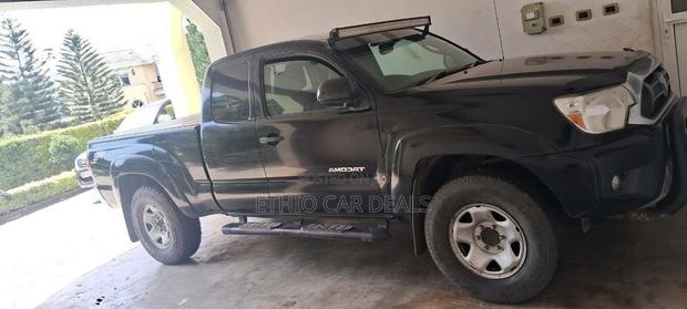 Toyota Tacoma 2012 Black