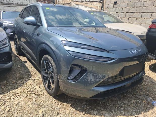 New BYD Sealion 06 EV 2025 Green