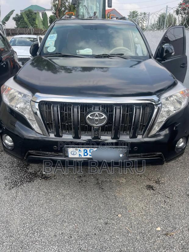 Toyota Land Cruiser 2013 Black