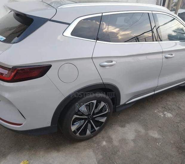 New BYD Song Plus 2025 Gold