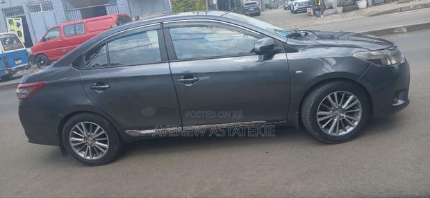 Toyota Yaris 2015 Matt Black