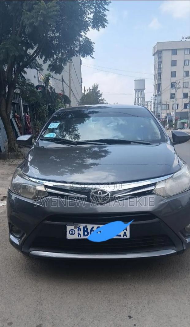 Toyota Yaris 2015 Matt Black