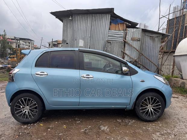 Toyota Yaris 2006 Blue