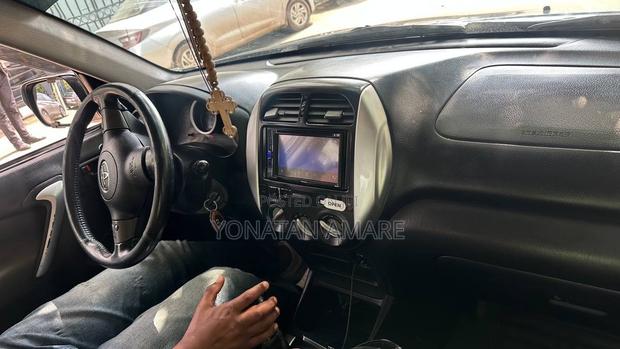 Toyota RAV4 2006 Gray