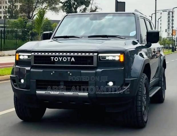 Toyota Land Cruiser 2024 Black
