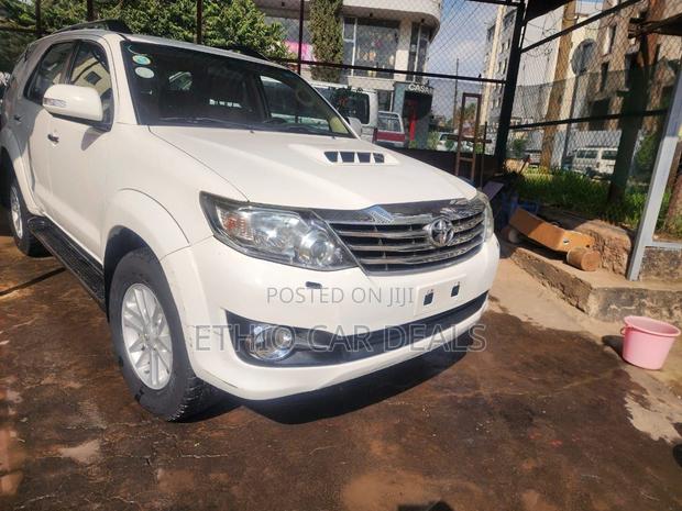Toyota Fortuner 2015 White