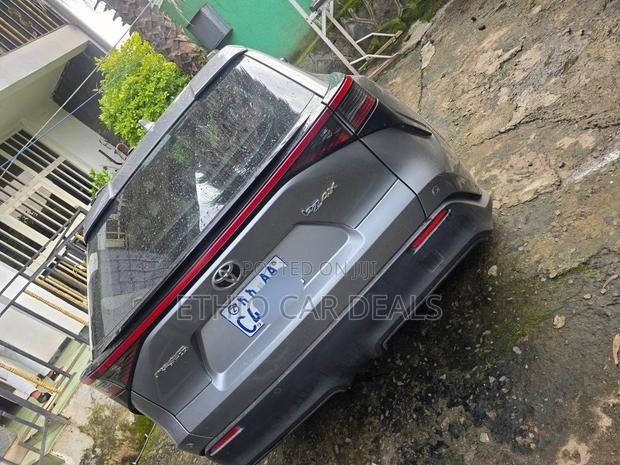 Toyota bZ4X 2023 Gray