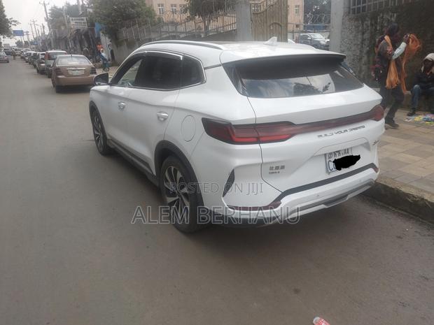 BYD Song Plus EV FWD 2024 White