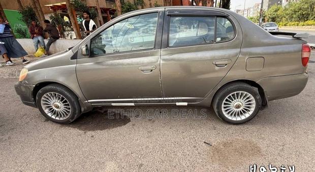 Toyota Platz 2001 Matt Black
