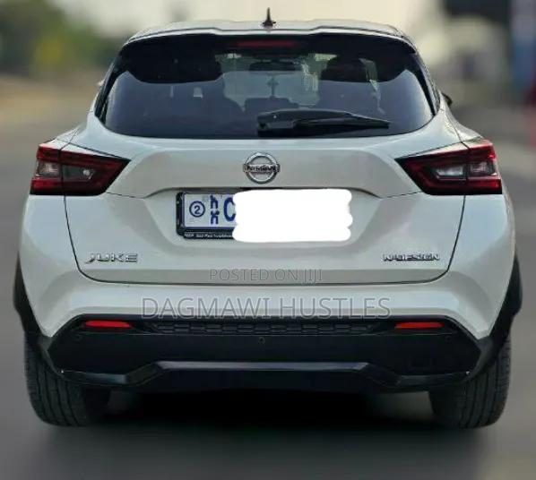 Nissan Juke 2021 White