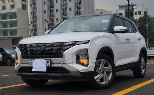 Hyundai Creta 2023 Off white