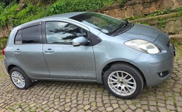 Toyota Yaris 2008 Silver