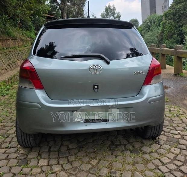 Toyota Yaris 2008 Silver