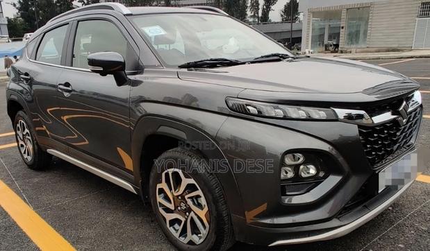 Suzuki Fronx 2025 Gray