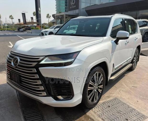 New Lexus LX 2025 White