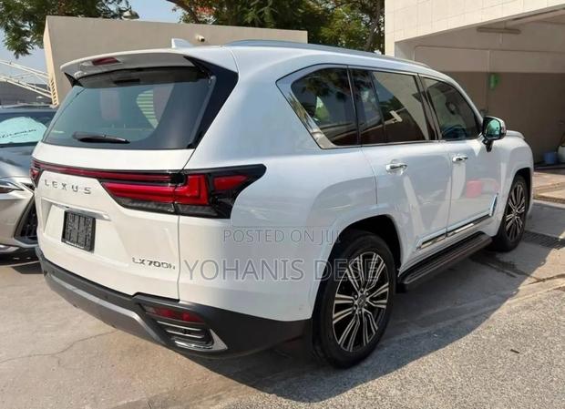 New Lexus LX 2025 White