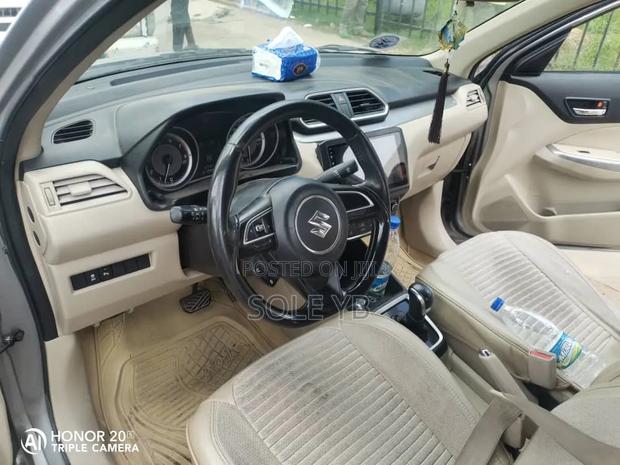 Suzuki Dzire 2022 Silver
