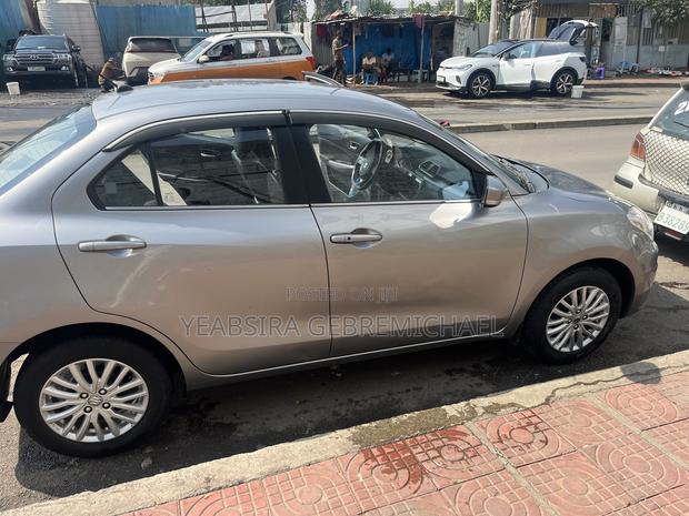 Suzuki RE 2021 Silver