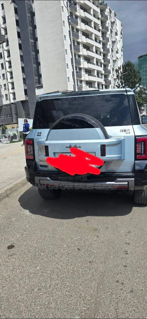 BYD Leopard 8 2.0 Hybrid AWD 2025 Silver