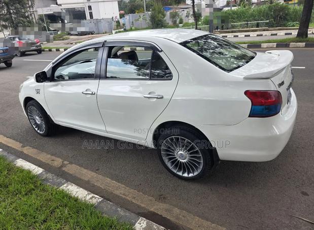 Toyota Yaris 2008 White