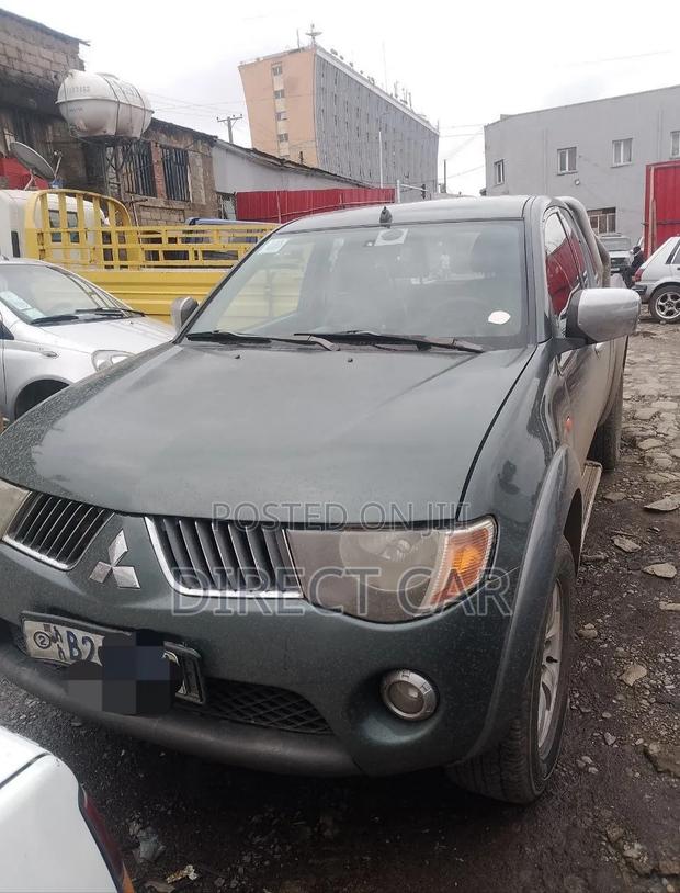 Mitsubishi L200 2008 Silver