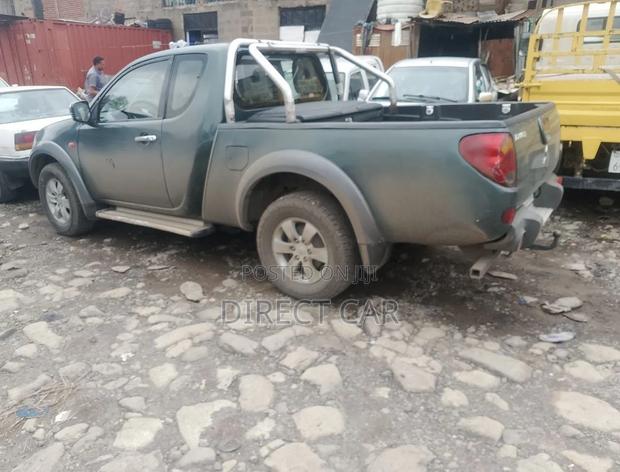 Mitsubishi L200 2008 Silver
