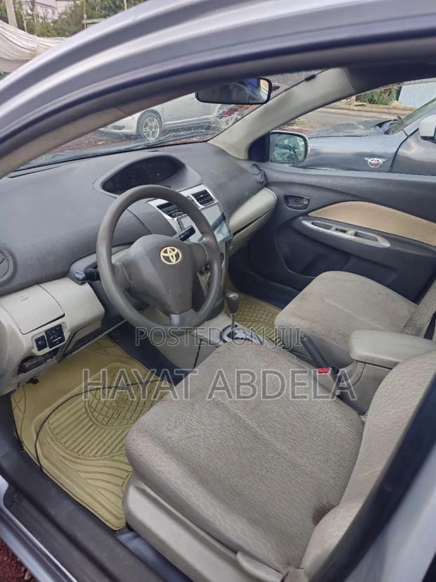 Toyota Yaris 2010