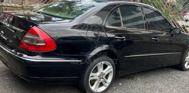 Mercedes-Benz E240 2003 Black