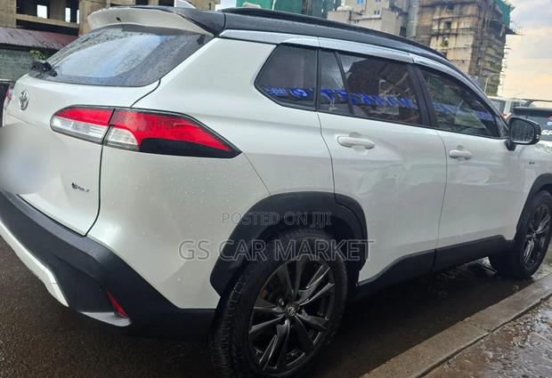 Toyota Corolla Cross 2024 White