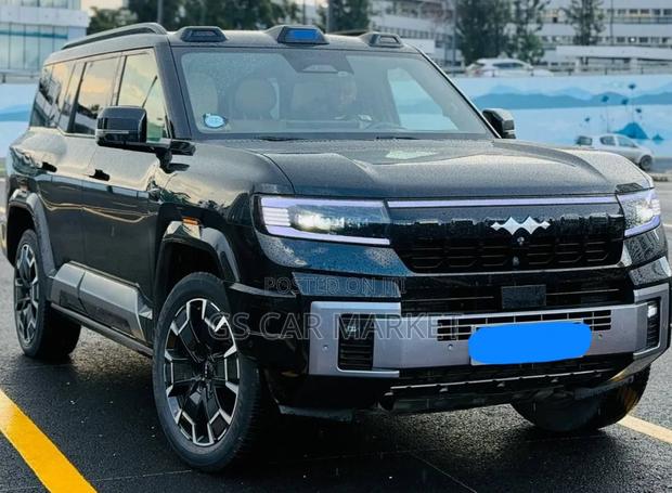 BYD Leopard 8 2.0 Hybrid AWD 2025 Black