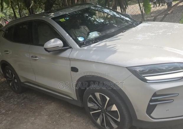 BYD Song Plus 2025 Ivory