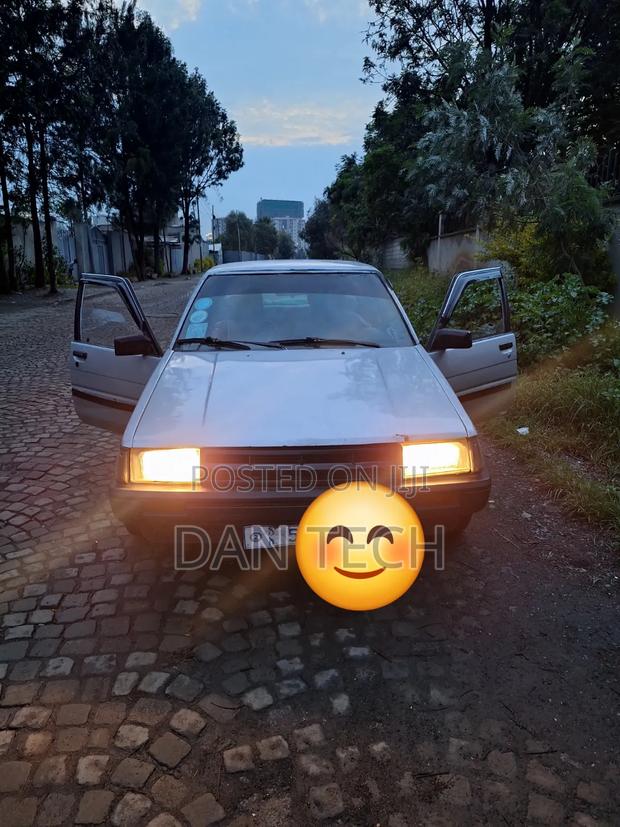 Toyota Corolla 1985 Silver