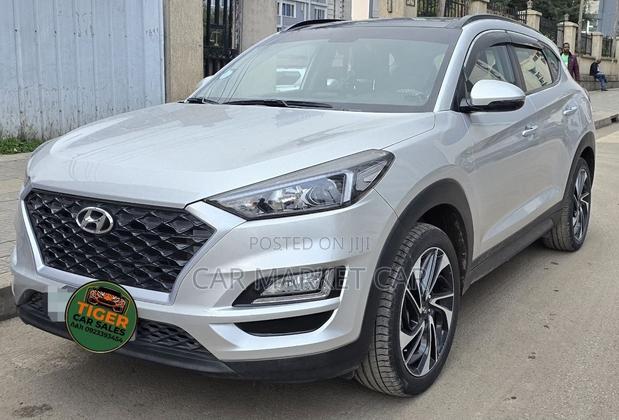 Hyundai Tucson Sport AWD 2020 Silver