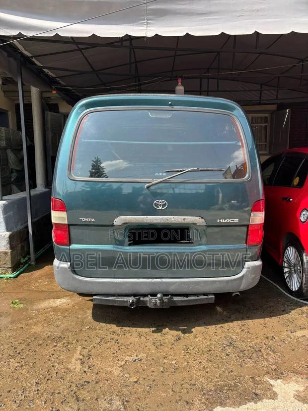 Toyota Vanguard 2004 Gray