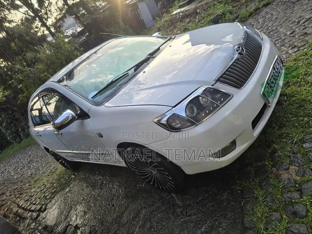 Toyota Corolla 2007 White
