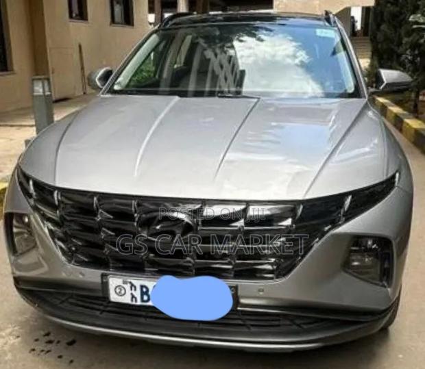 Hyundai Tucson 2021 Silver