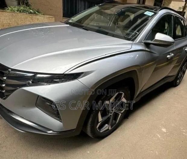 Hyundai Tucson 2021 Silver