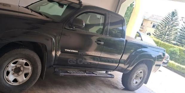 Toyota Tacoma 2012 Black