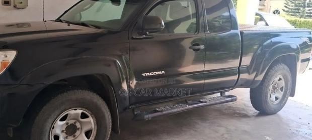 Toyota Tacoma 2012 Black