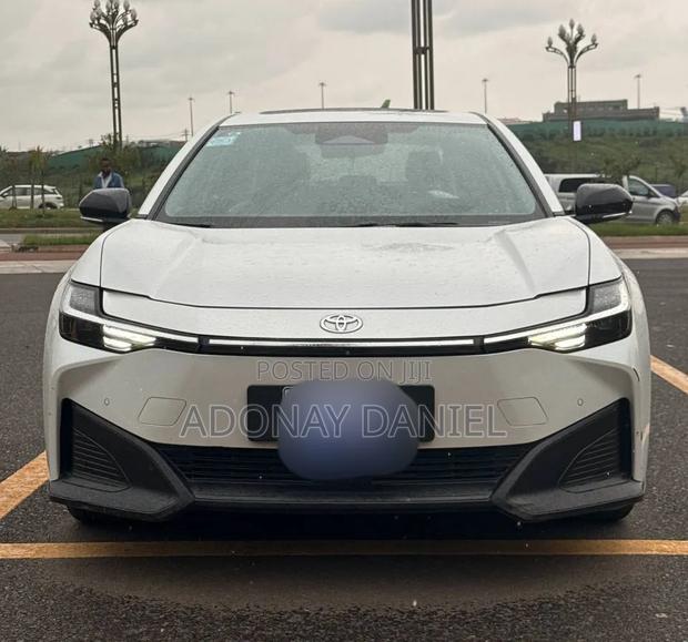 Toyota bZ3 2024 White
