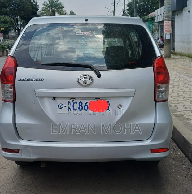 Toyota Avanza 2013 Silver