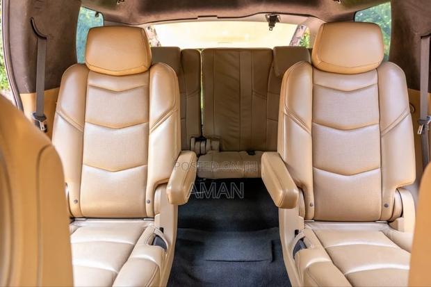 Cadillac Escalade 2018