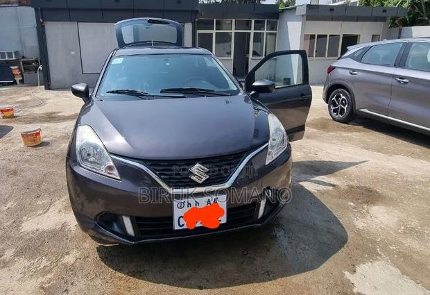 Suzuki Baleno 2016 Gray